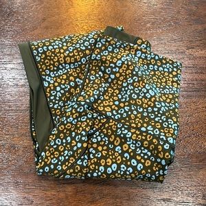 ✨Aerie/Offline Real Me Leggings! Medium! Colorful leopard print!✨